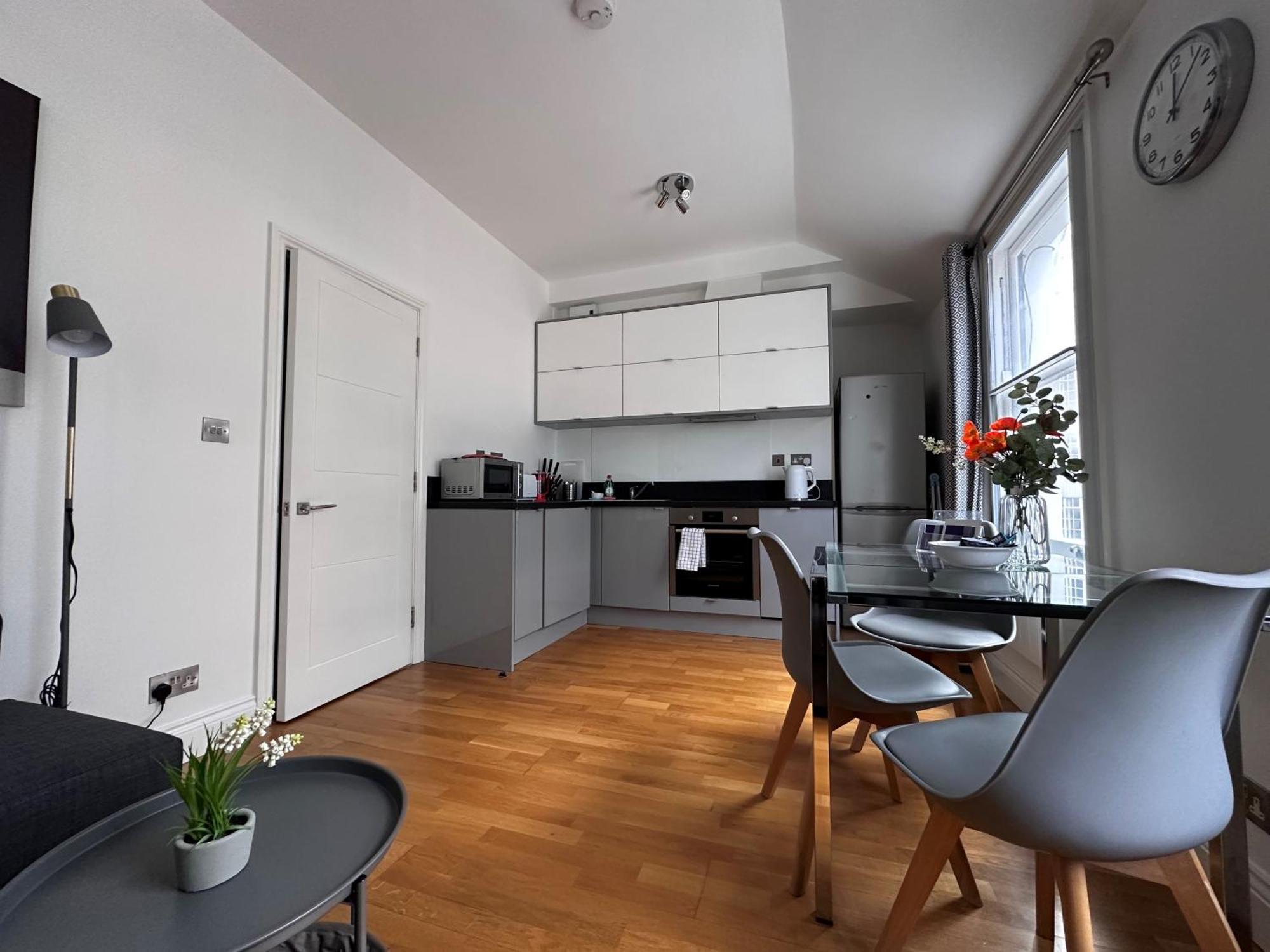 Apt 4, Soho Apartments 2Nd Floor By Indigo Flats London Eksteriør billede